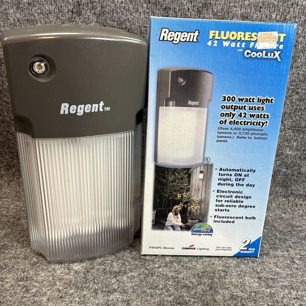 Regent Fluorescent Automatic Outside Light 42 Watt Fixture Coolux Cooper